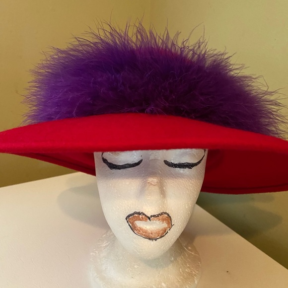 Beautiful Red Wool Dress Church Hat - Picture 4 of 9